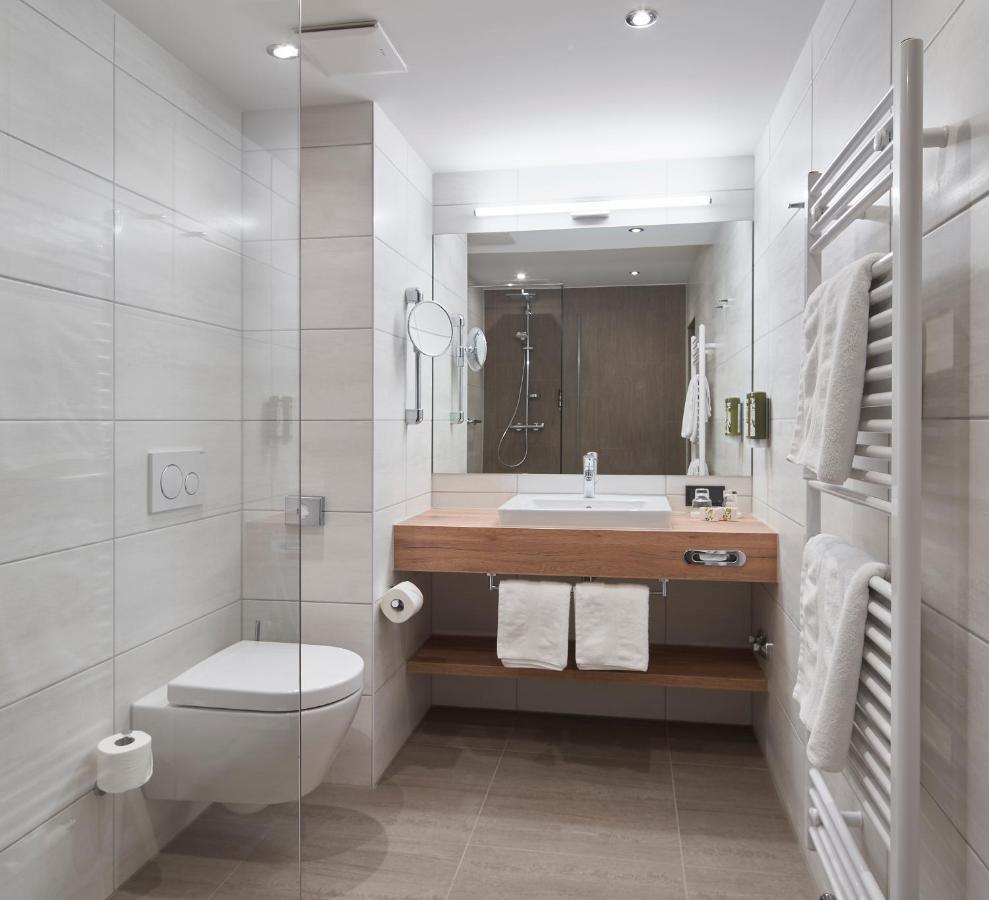 Hotel Alpenhof Бад Виезее Екстериор снимка