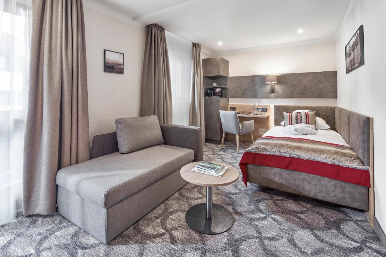 Hotel Alpenhof Бад Виезее Екстериор снимка